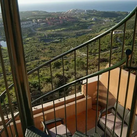Penthouse Dona Julia Golf Club * Casares